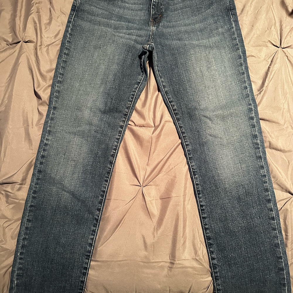 Levi's Women's Skinny Jeans in Medium Blue Wash